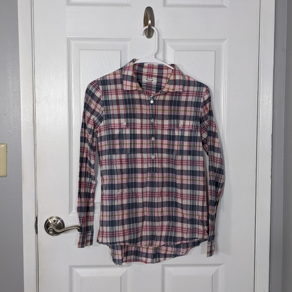 Madewell‎ Plaid Coastal Cowgirl Grey and Red Button Down Utility Shirt Size S